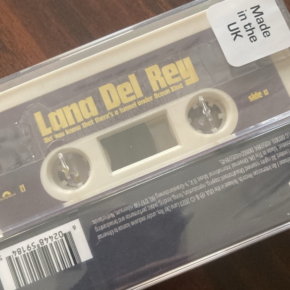 NWT Lana Del Ray Cassette Tape Did You Know There’s a Tunnel in the Ocean - Picture 3 of 3
